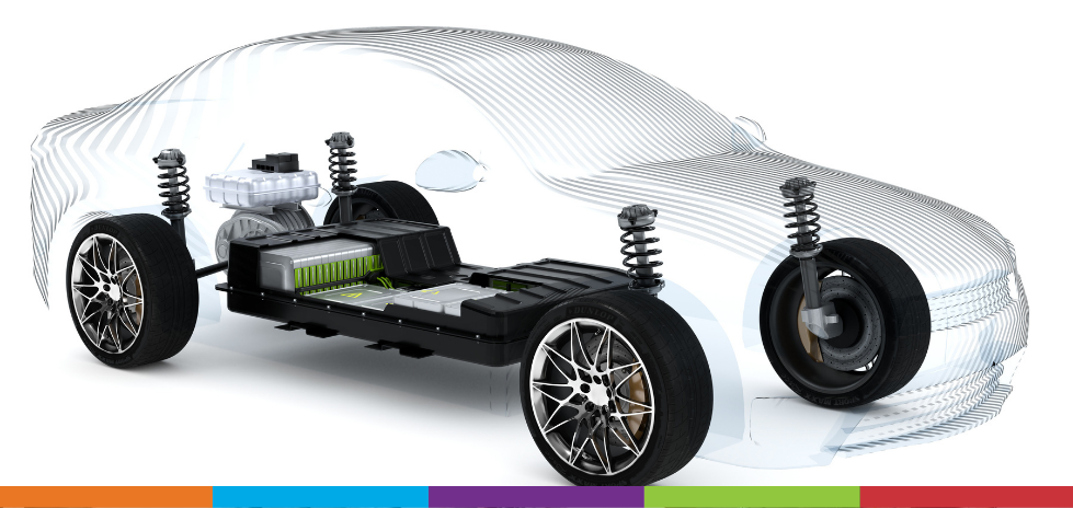 Un véhicule électrique montrant l'intérieur de la batterie et des moteurs électriques de la voiture